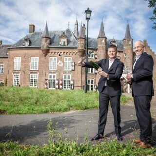 Niek van Lieverloo en Klaas van Leengoed voor Kasteel Maurick (foto: Manola van Leeuwe/fotografieplus.nl)