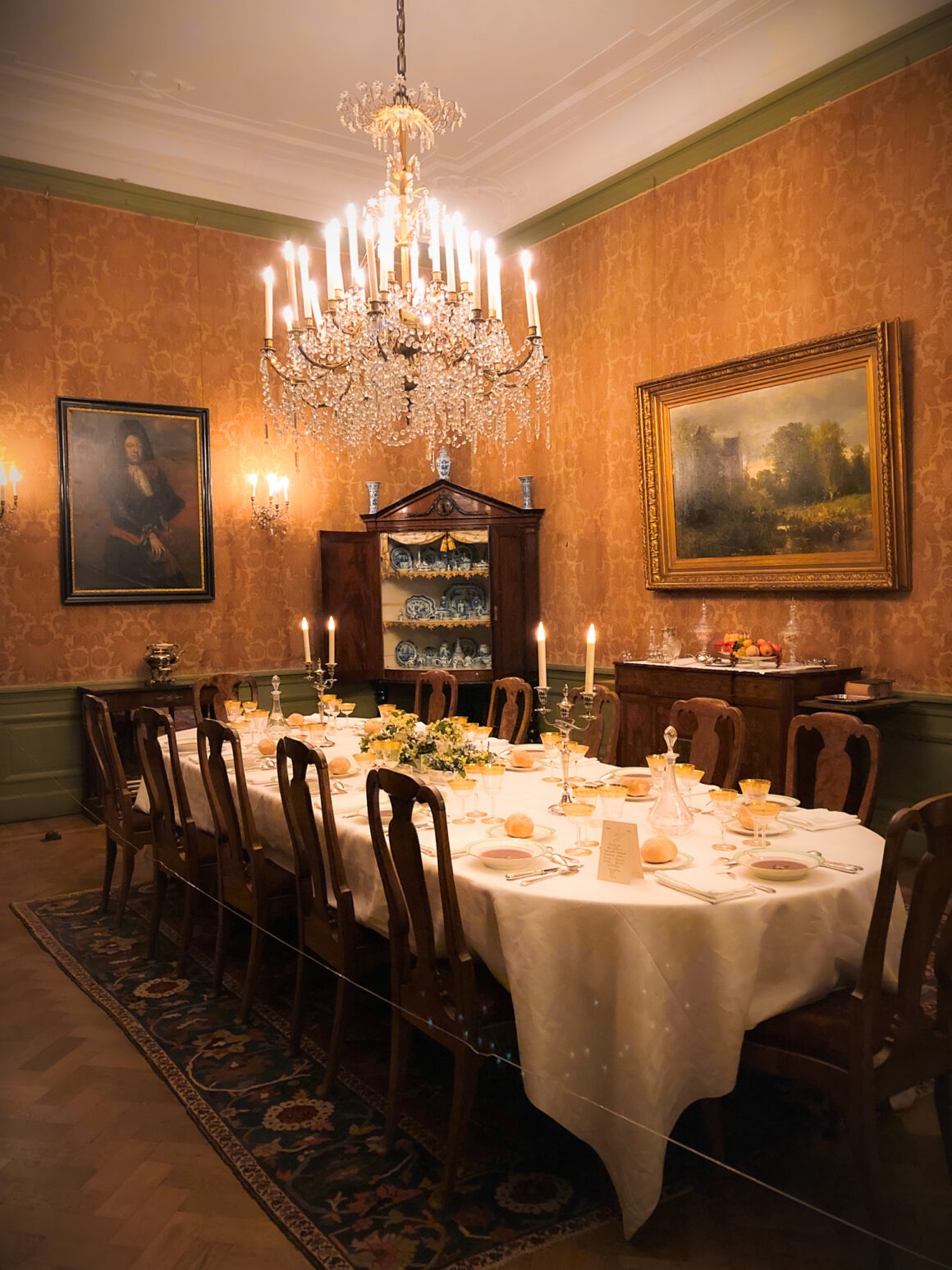 De eetzaal van Huis Verwolde (foto: GLK)